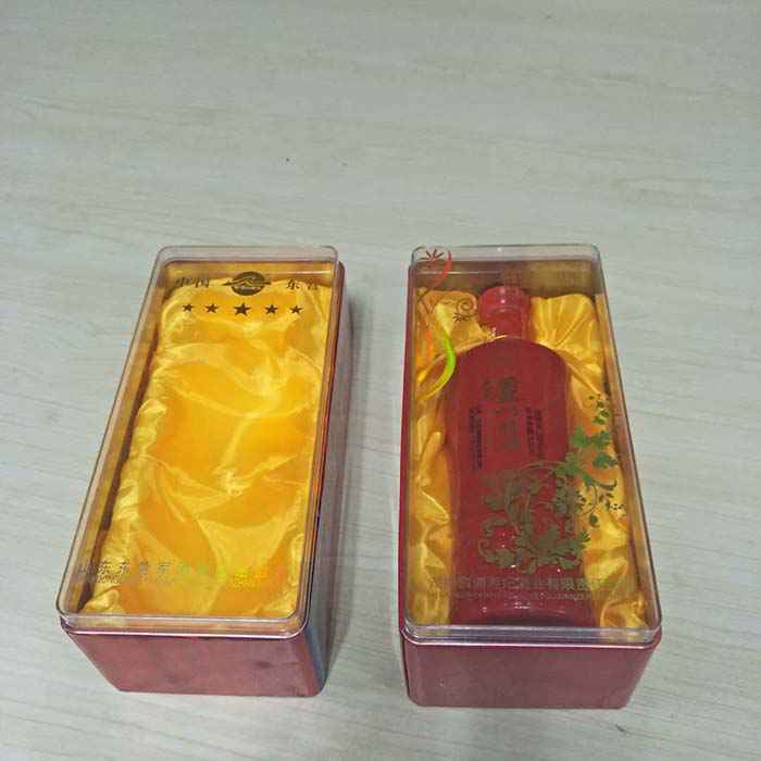 透(tòu)明蓋(gài)飯盒