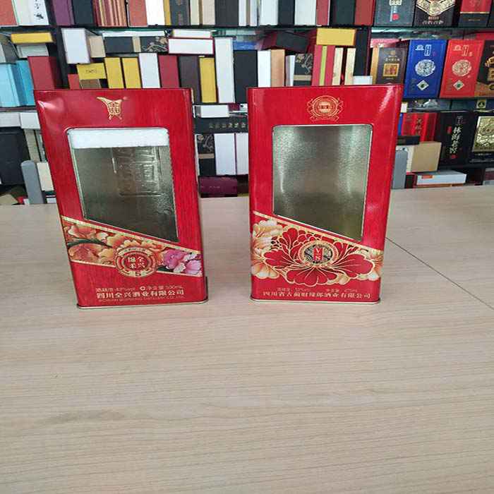 新款扁圓方(fāng)頂部開窗白酒(jiǔ)鐵…